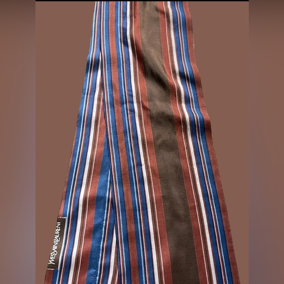 Yves Saint Laurent Vintage Silk Scarf from the 70’s! - Picture 2 of 6
